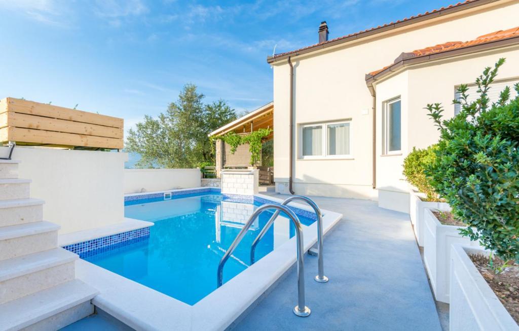 Lipovac * Trogir