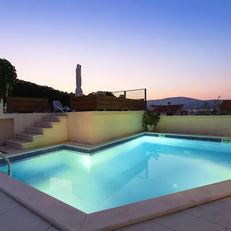 Villa Lipovac Trogir Exterior photo